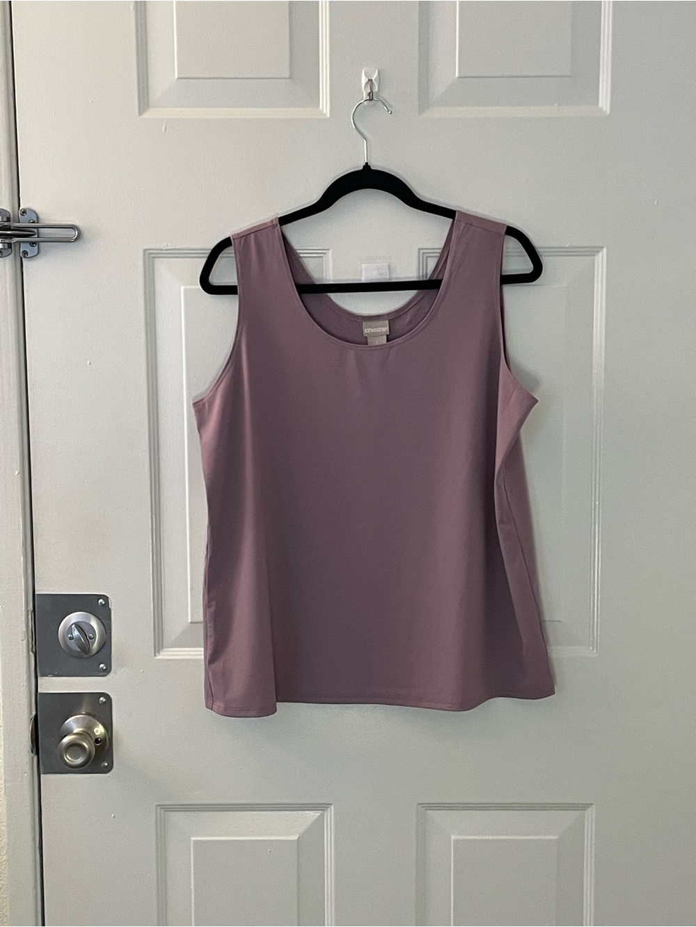 Chico's Sleeveless Scoop Neck Tank in Mauve